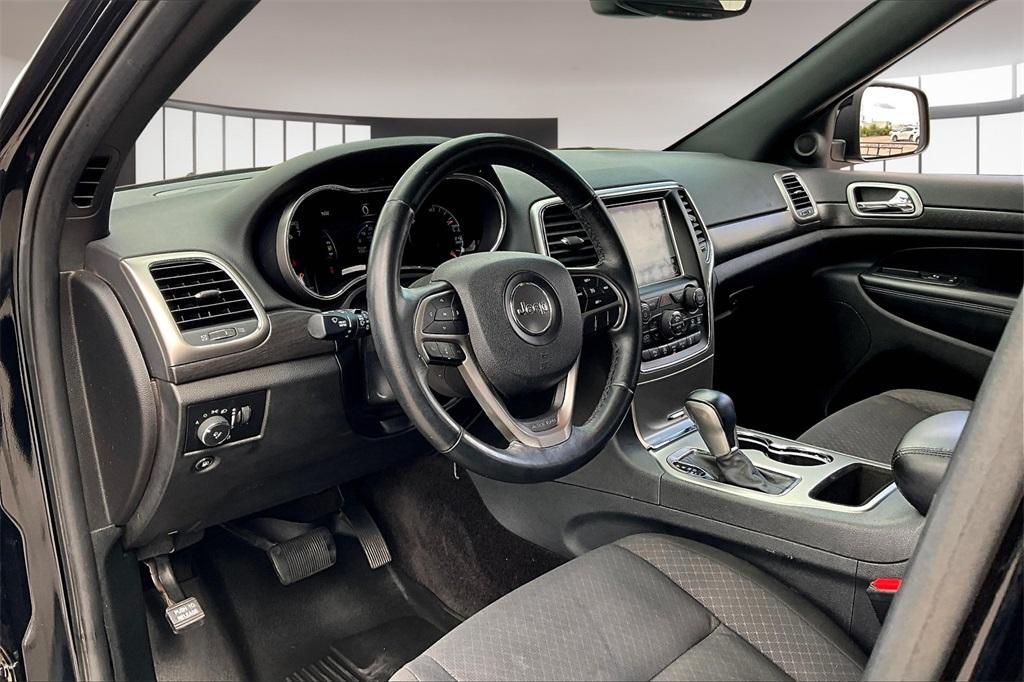 used 2018 Jeep Grand Cherokee car, priced at $15,122