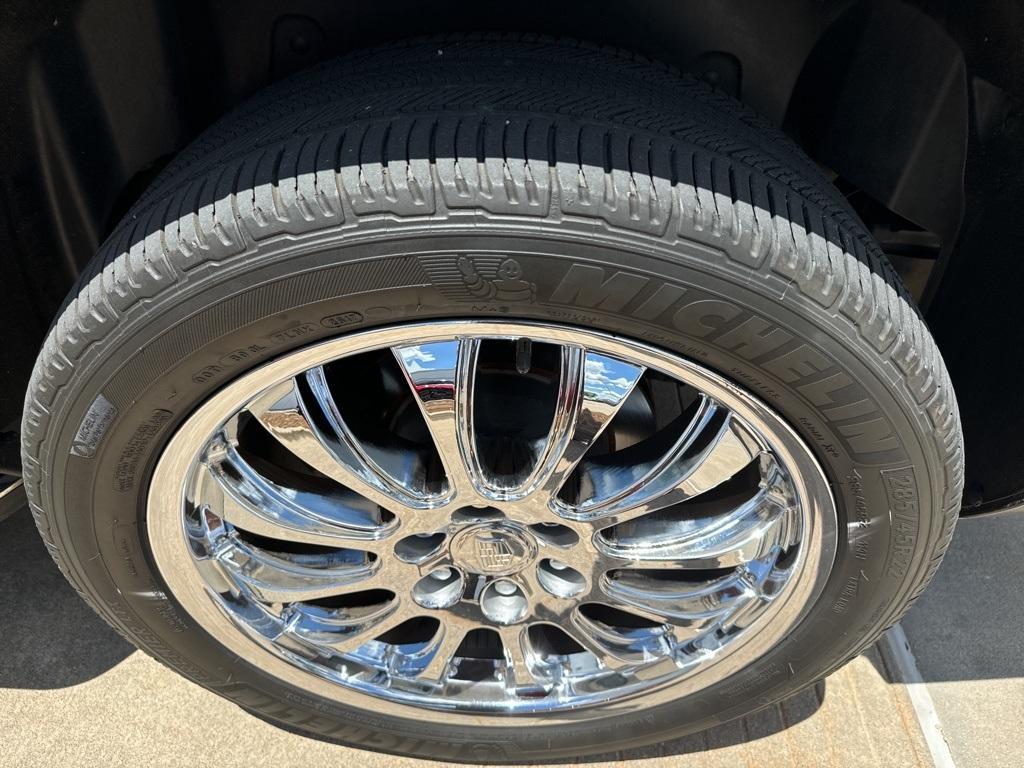 used 2011 Cadillac Escalade car, priced at $15,000