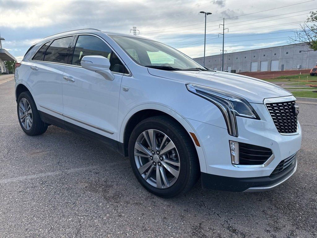 used 2024 Cadillac XT5 car, priced at $44,008