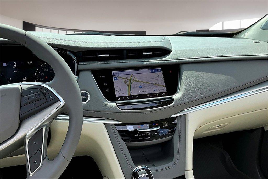 new 2025 Cadillac XT5 car, priced at $55,820