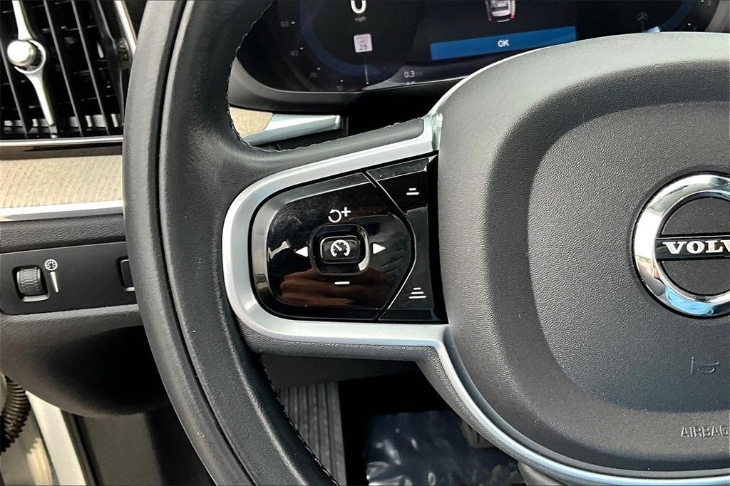 used 2022 Volvo XC60 car, priced at $30,000