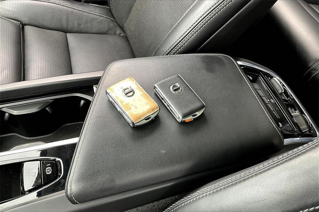 used 2022 Volvo XC60 car, priced at $30,000