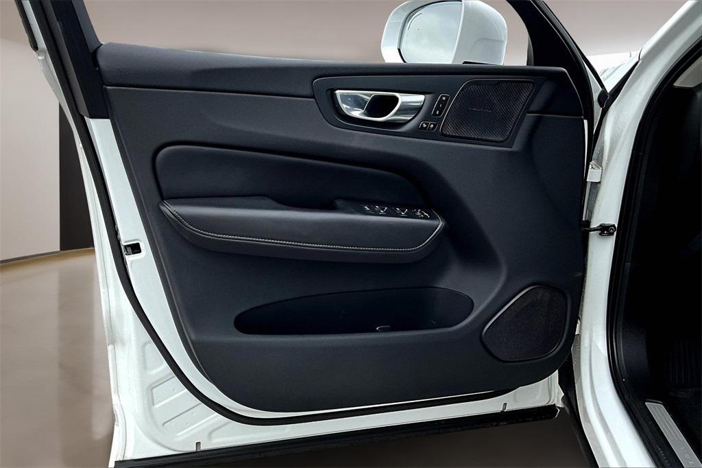 used 2022 Volvo XC60 car, priced at $30,000