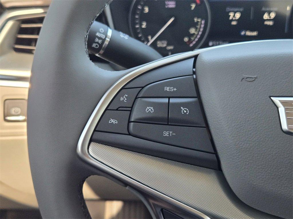 new 2025 Cadillac XT5 car, priced at $57,585
