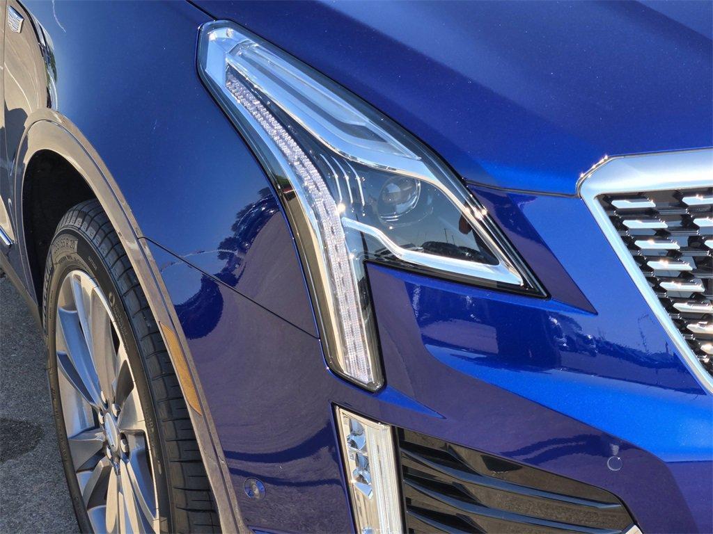 new 2025 Cadillac XT5 car, priced at $57,585