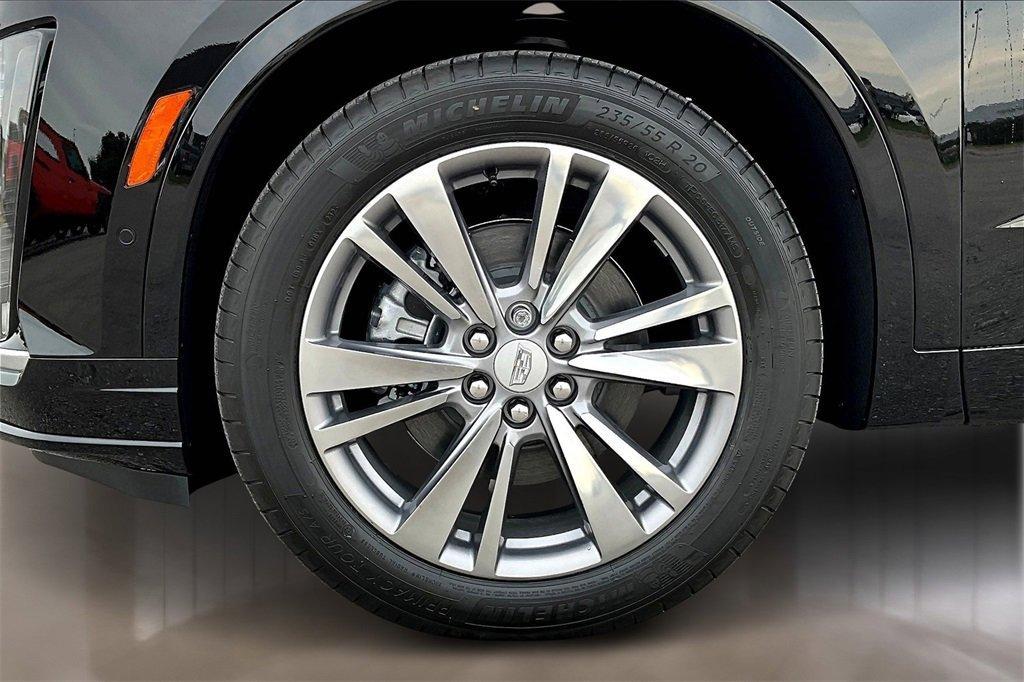new 2025 Cadillac XT6 car, priced at $62,540