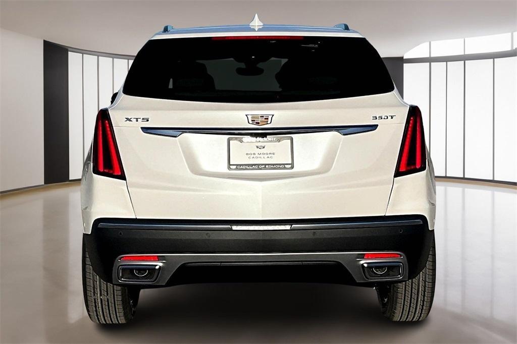 new 2026 Cadillac XT5 car, priced at $55,214