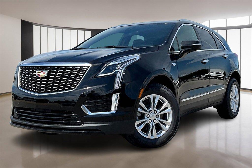 new 2025 Cadillac XT5 car, priced at $45,840