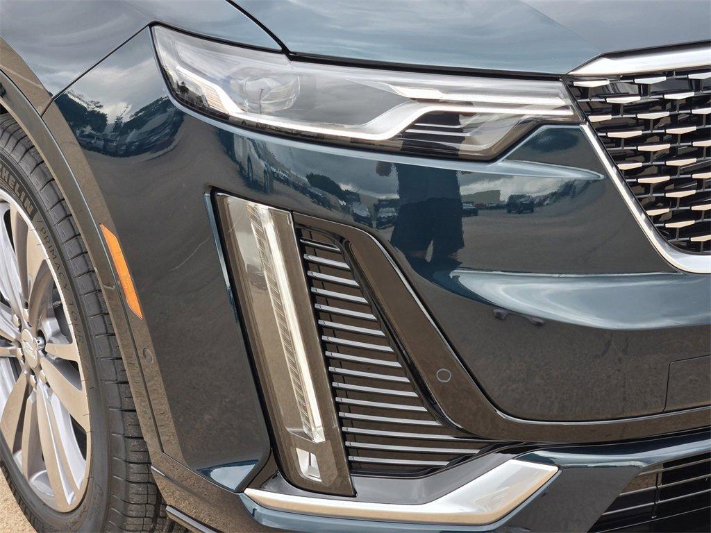new 2025 Cadillac XT6 car, priced at $60,640