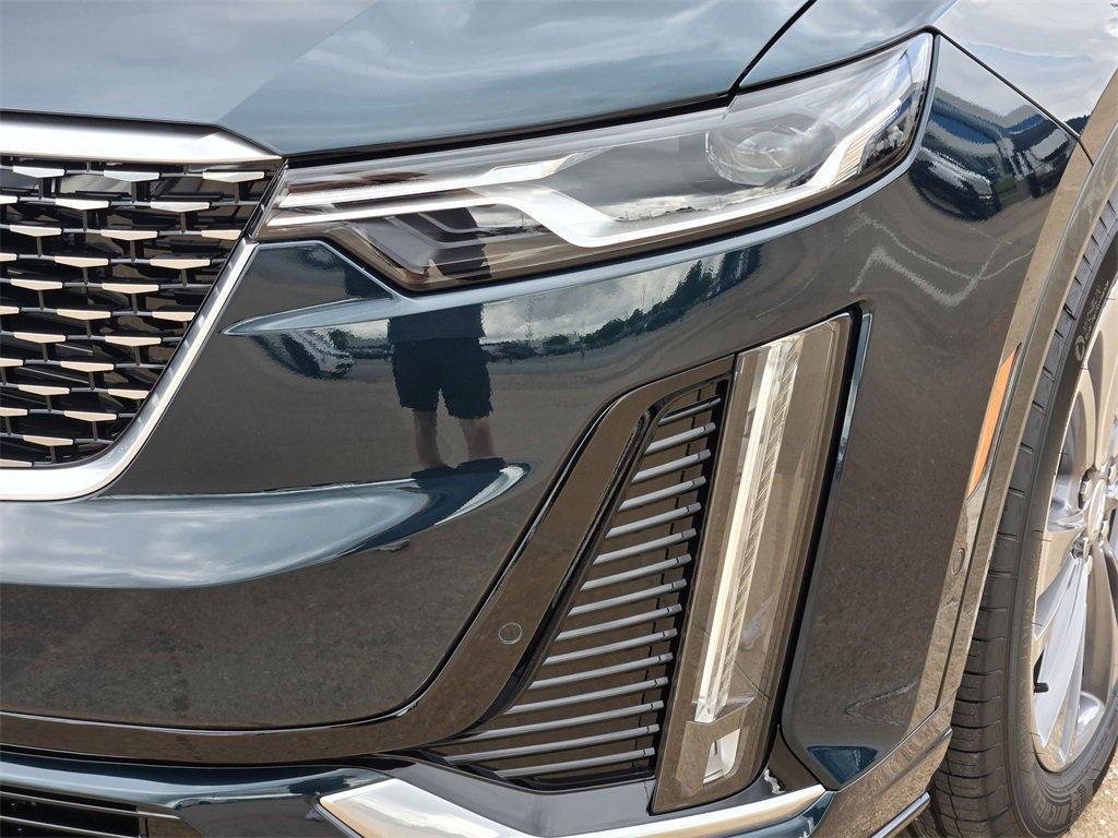 new 2025 Cadillac XT6 car, priced at $60,640
