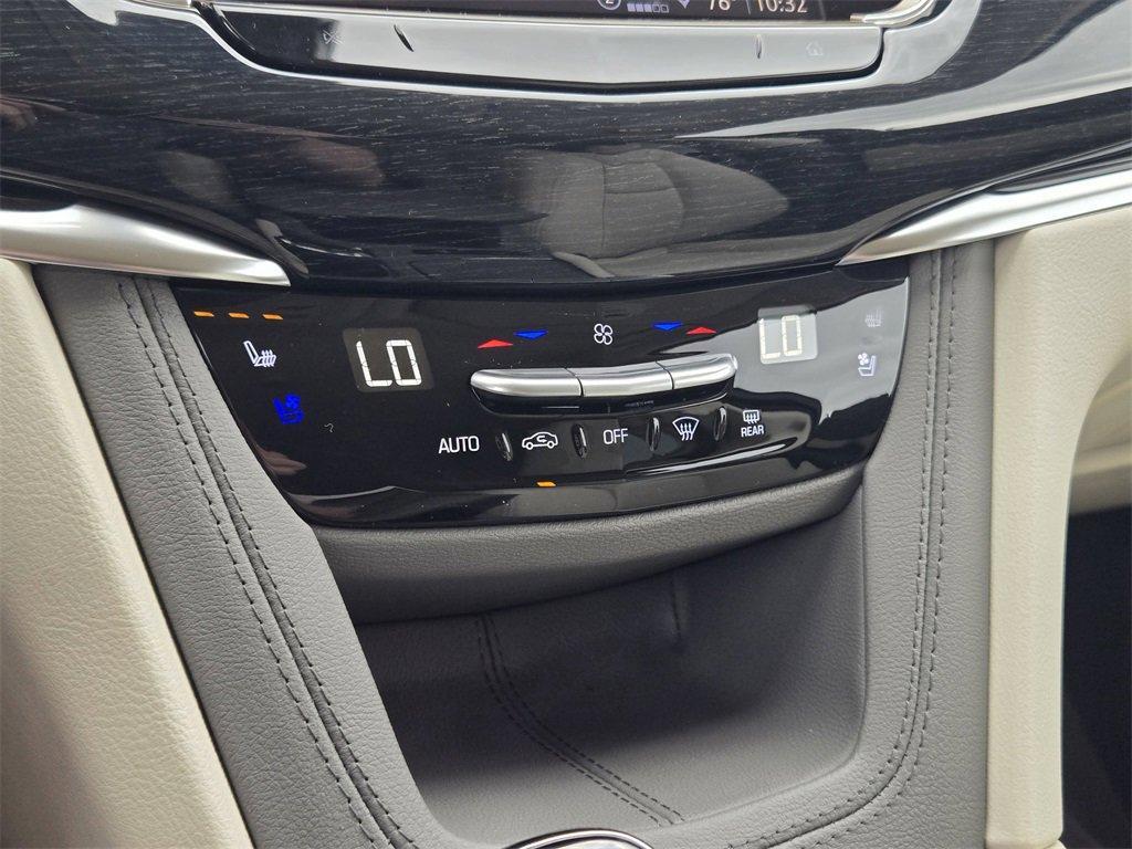 new 2025 Cadillac XT6 car, priced at $60,640