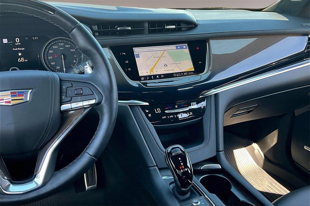 used 2024 Cadillac XT6 car, priced at $49,000