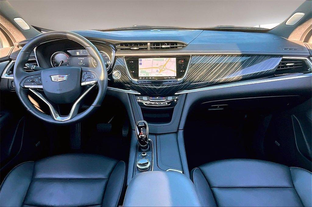 used 2025 Cadillac XT6 car, priced at $45,000