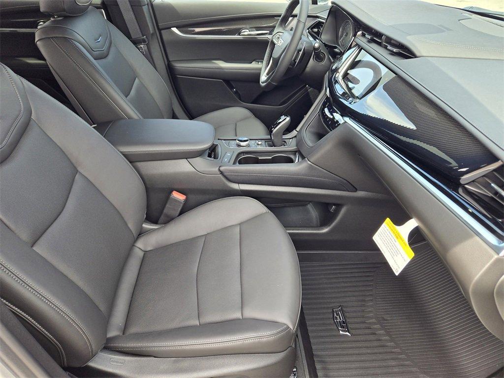 new 2025 Cadillac XT6 car, priced at $64,740