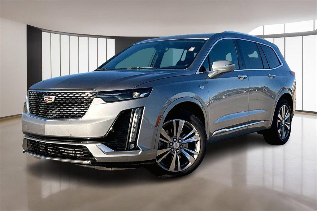 used 2025 Cadillac XT6 car, priced at $44,000
