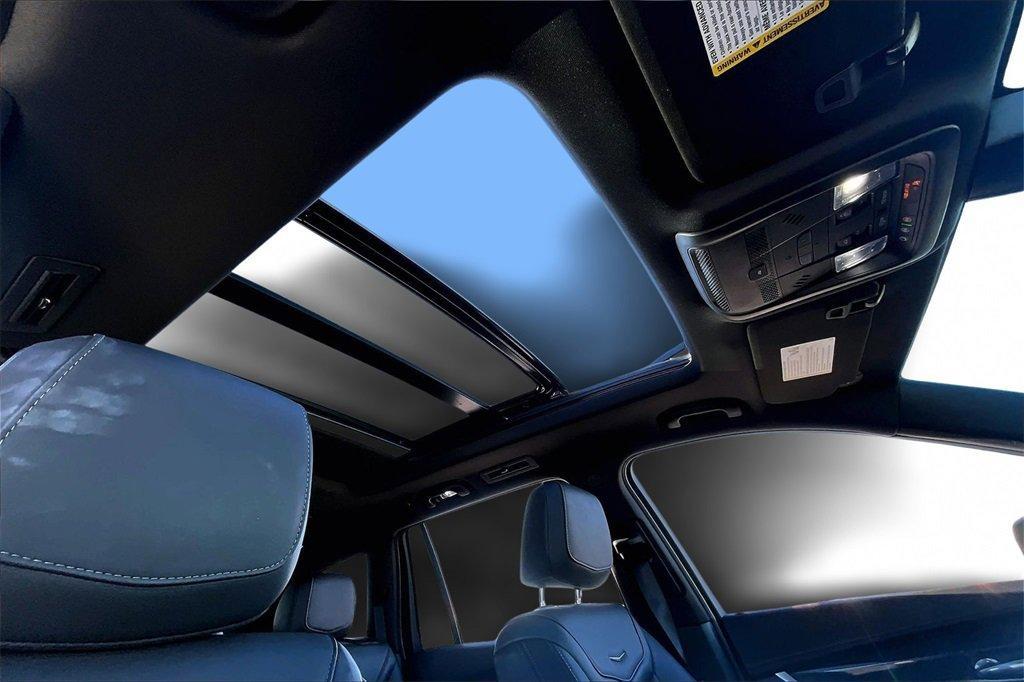 used 2025 Cadillac XT6 car, priced at $44,000