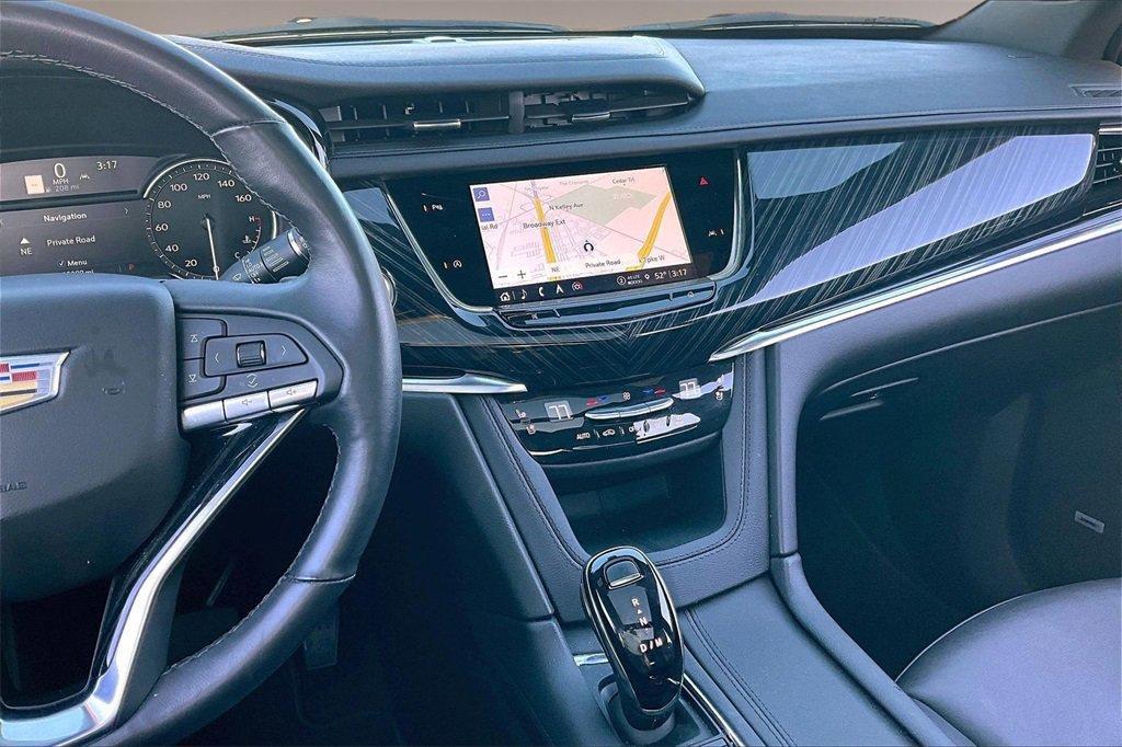 used 2025 Cadillac XT6 car, priced at $44,000
