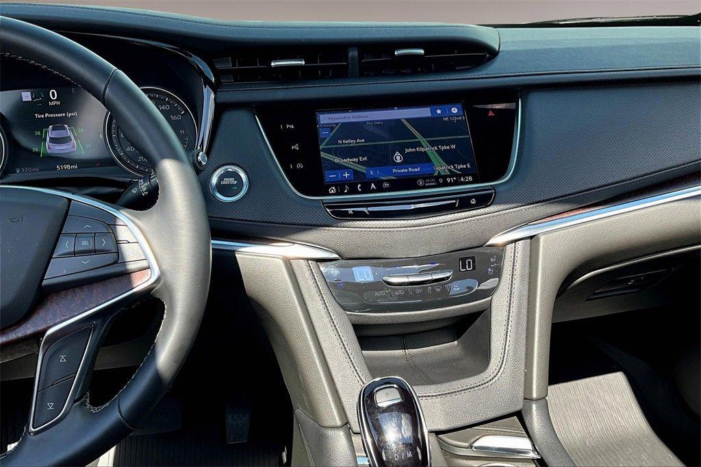 new 2025 Cadillac XT5 car, priced at $55,369