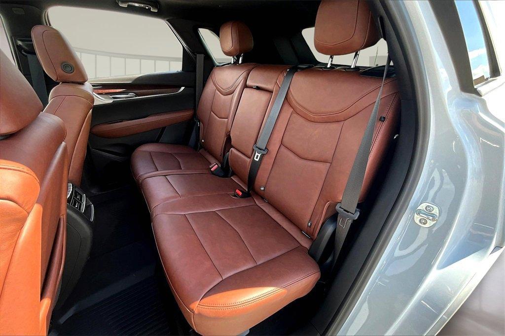 new 2025 Cadillac XT5 car, priced at $55,369