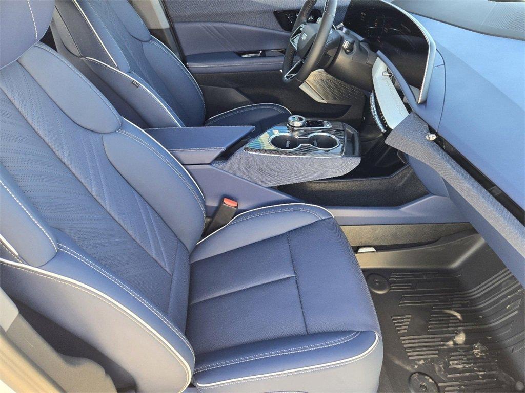 new 2025 Cadillac OPTIQ car, priced at $62,670