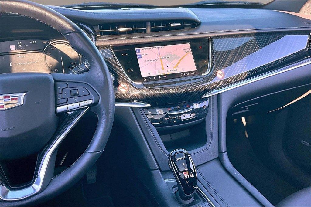 used 2025 Cadillac XT6 car, priced at $44,000