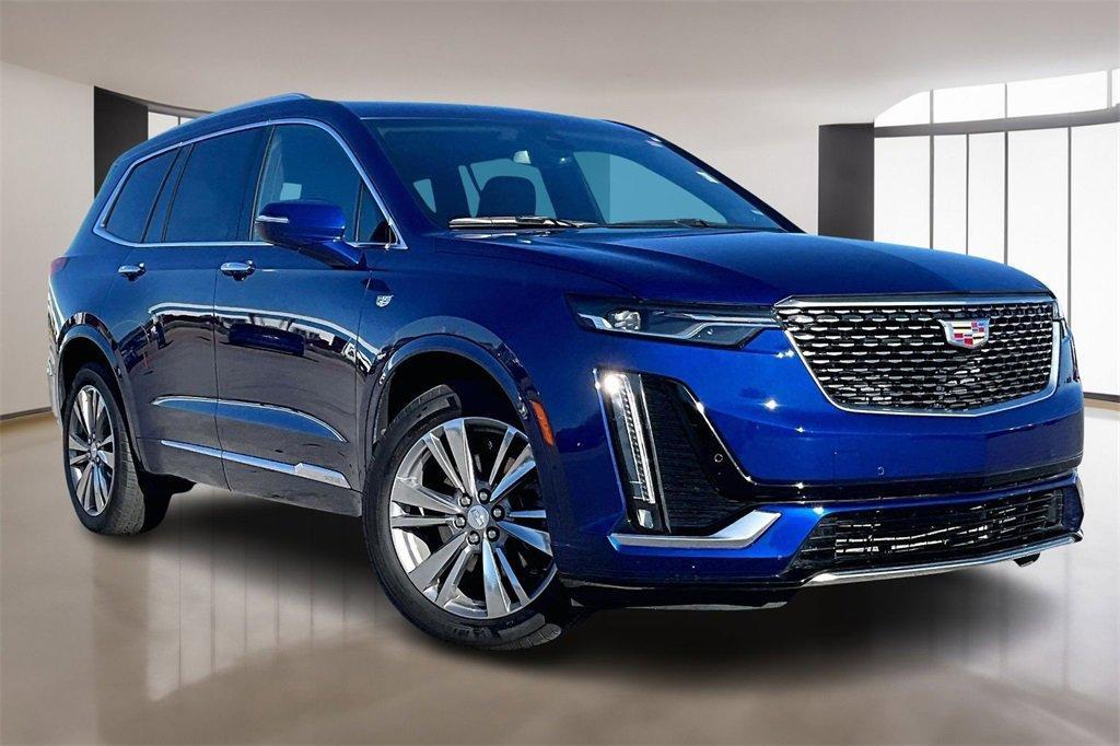 used 2025 Cadillac XT6 car, priced at $44,000