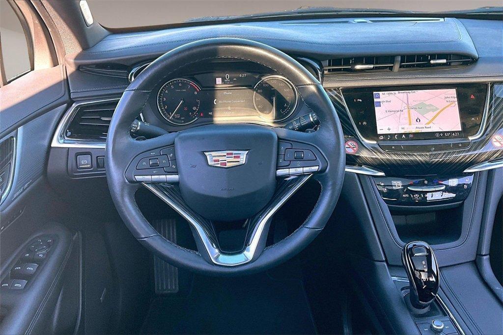 used 2025 Cadillac XT6 car, priced at $44,000