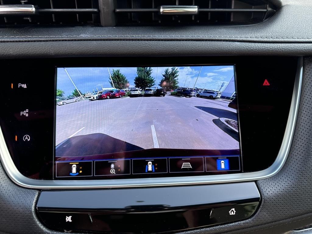 used 2023 Cadillac XT5 car, priced at $41,988