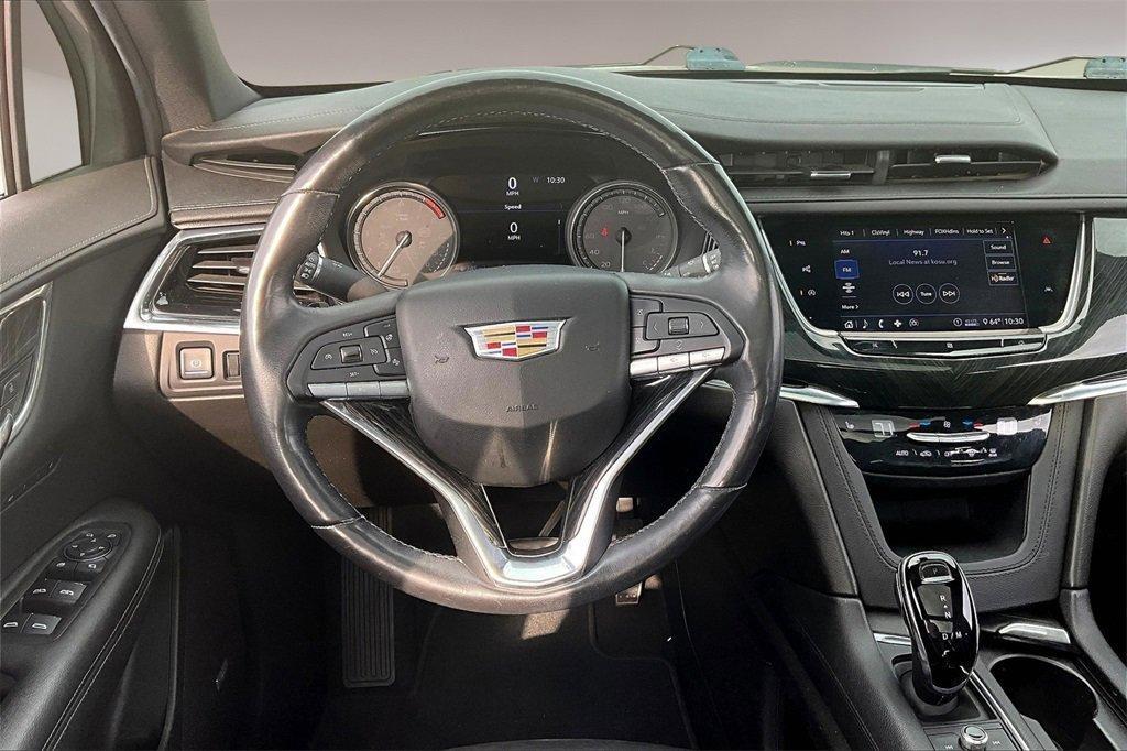 used 2020 Cadillac XT6 car, priced at $23,610