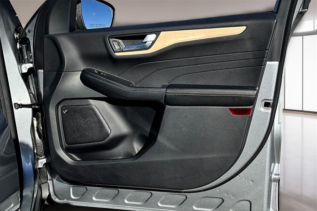 used 2022 Ford Escape car, priced at $23,239