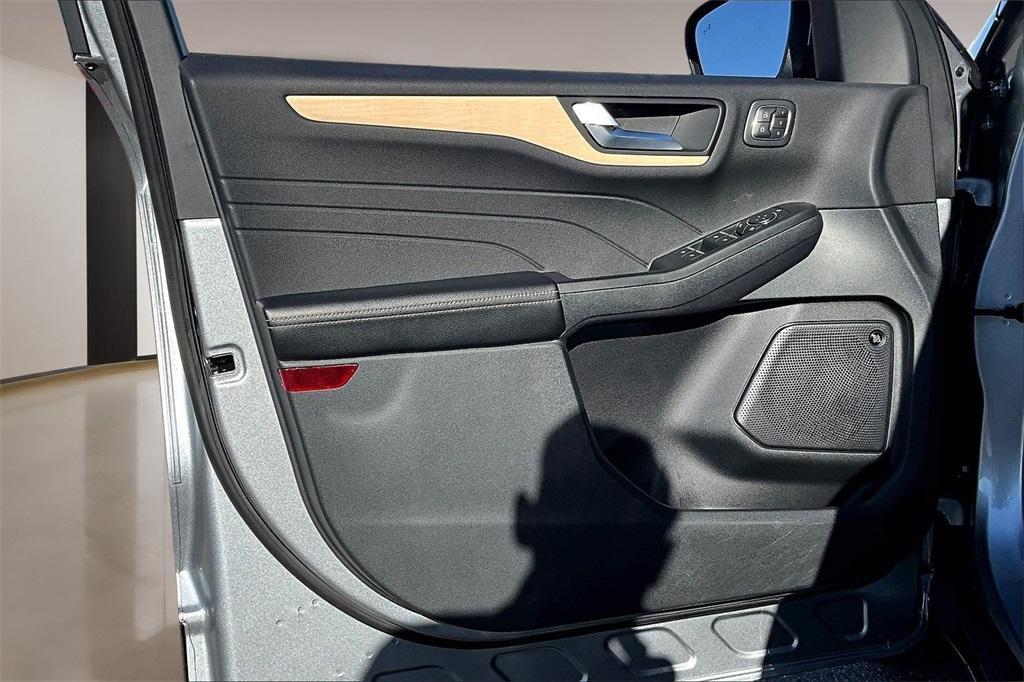 used 2022 Ford Escape car, priced at $23,239