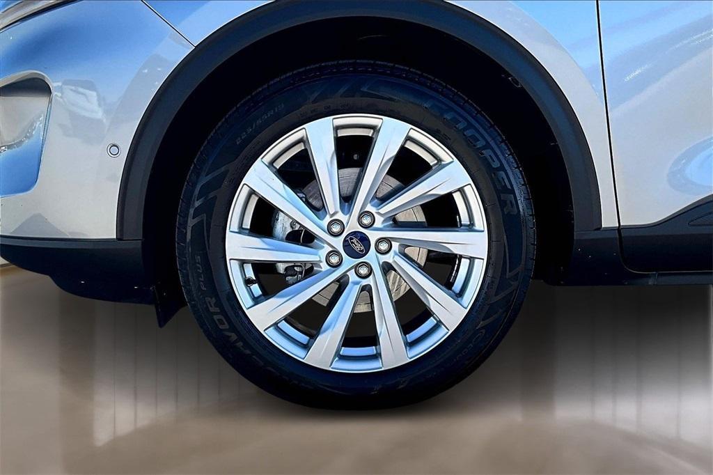 used 2022 Ford Escape car, priced at $23,239