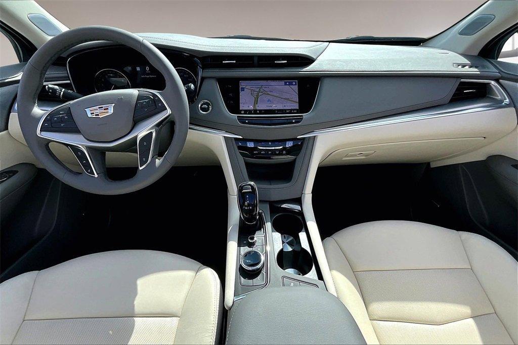 new 2025 Cadillac XT5 car, priced at $59,015