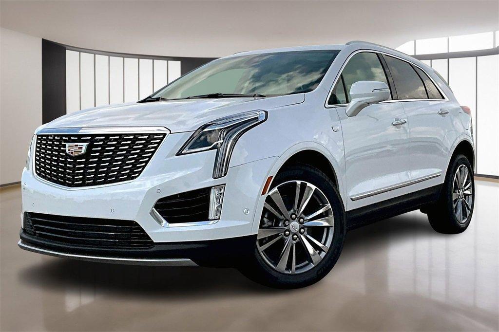 new 2025 Cadillac XT5 car, priced at $59,015