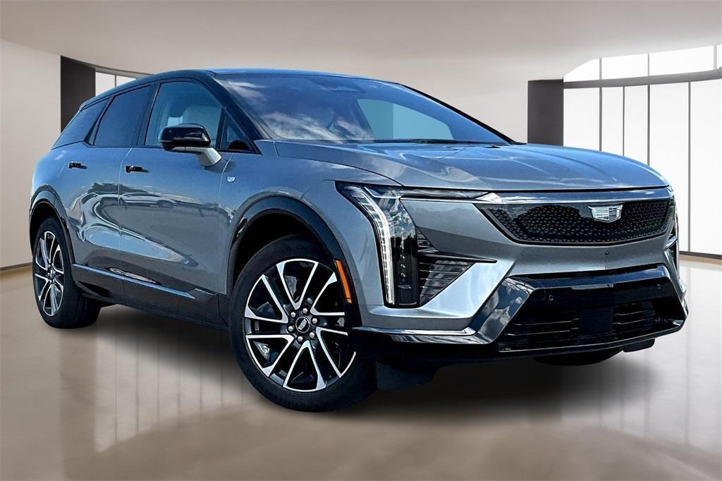 new 2025 Cadillac OPTIQ car
