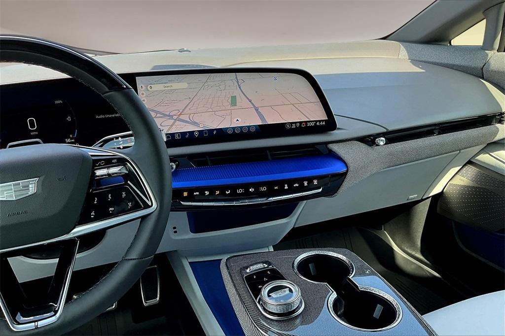 new 2025 Cadillac OPTIQ car