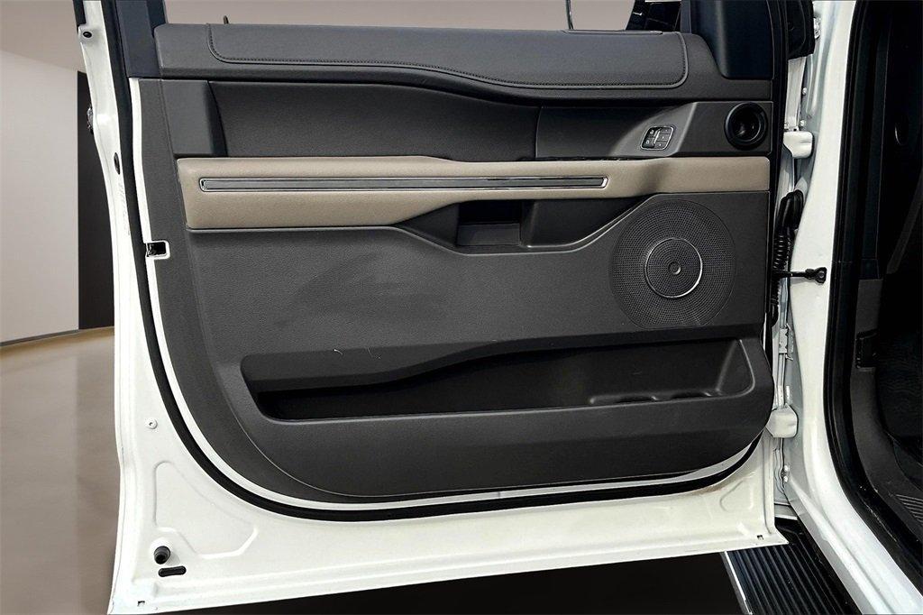 used 2020 Ford Expedition Max car, priced at $25,684