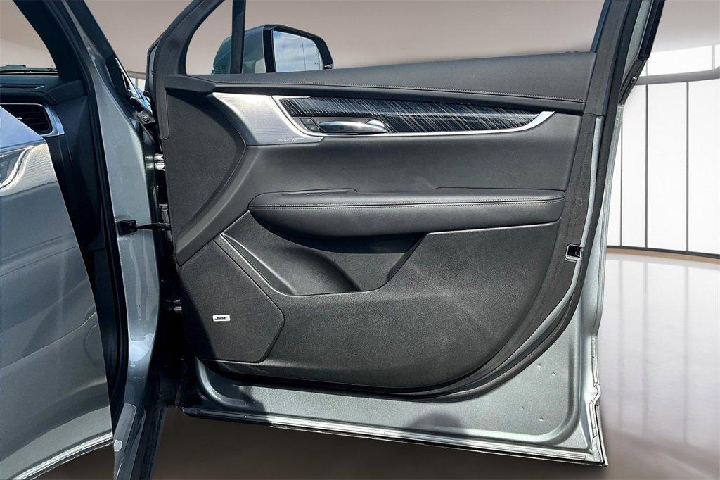 used 2025 Cadillac XT6 car, priced at $42,479