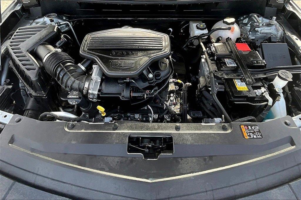 used 2025 Cadillac XT6 car, priced at $42,479