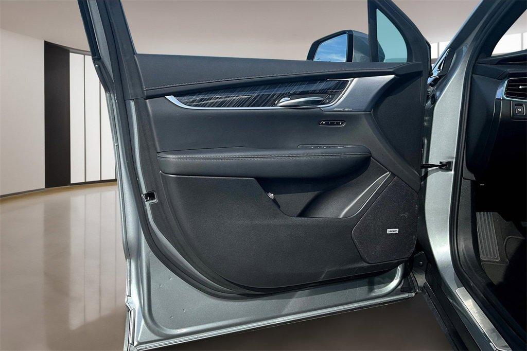 used 2025 Cadillac XT6 car, priced at $42,479