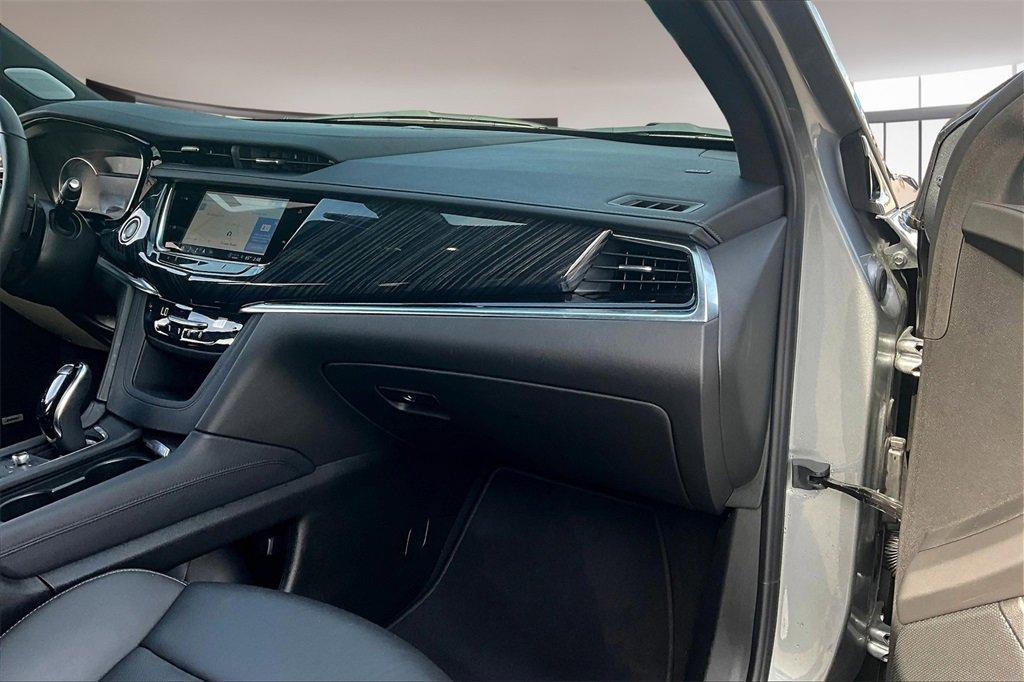used 2025 Cadillac XT6 car, priced at $42,479
