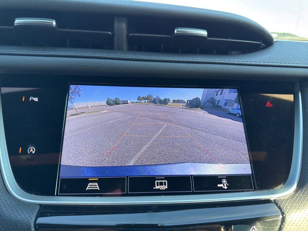 used 2021 Cadillac XT5 car, priced at $28,713