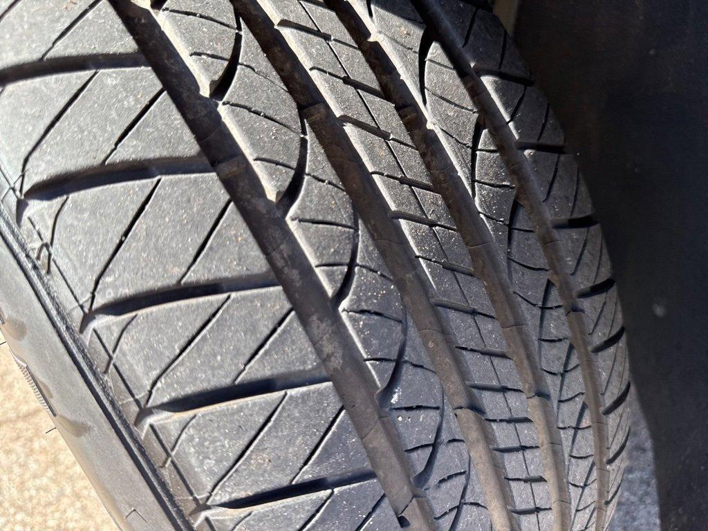 used 2021 Cadillac XT5 car, priced at $28,713