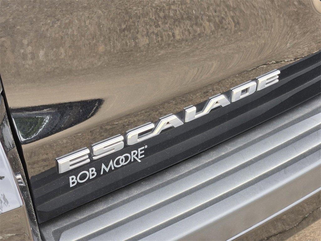 used 2020 Cadillac Escalade ESV car, priced at $29,988