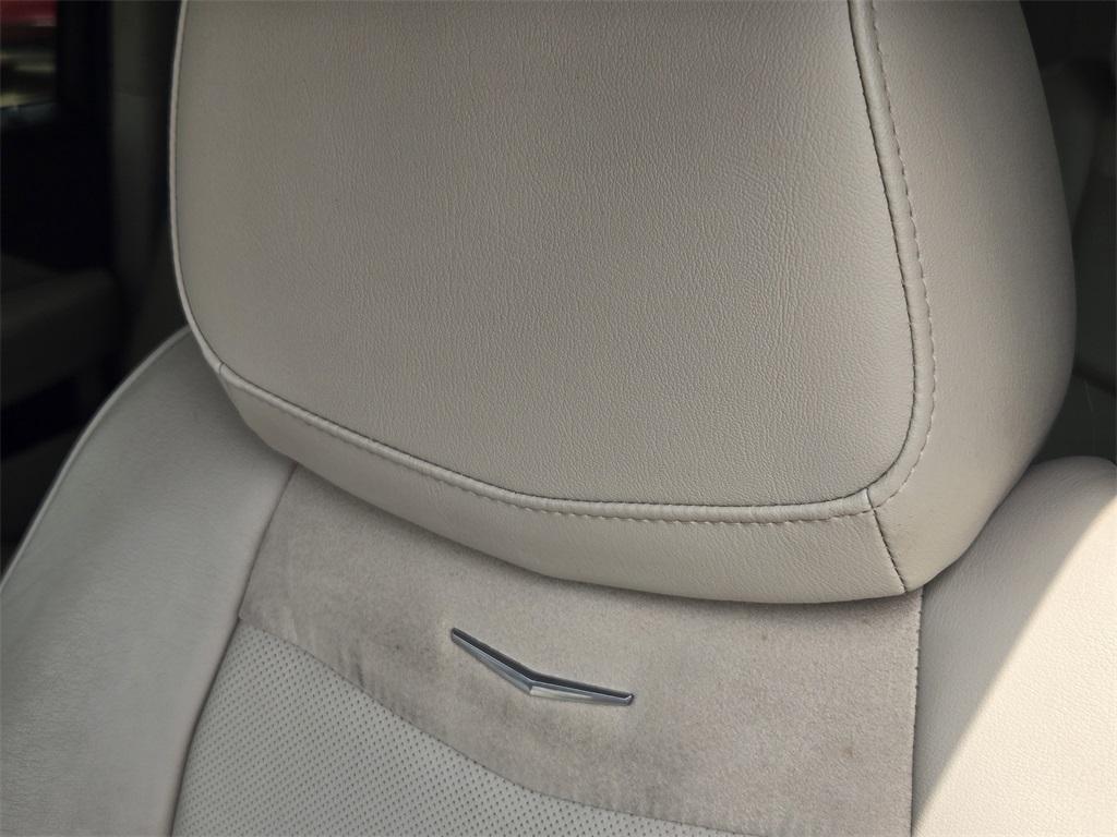 used 2020 Cadillac Escalade ESV car, priced at $31,049