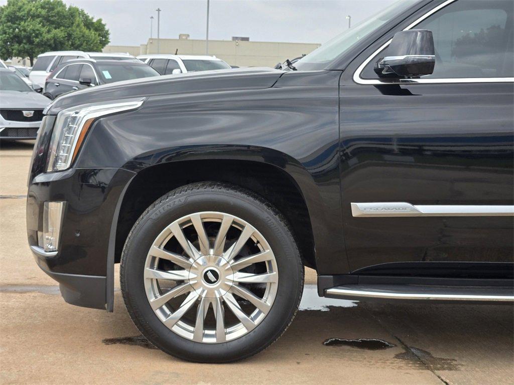 used 2020 Cadillac Escalade ESV car, priced at $29,988