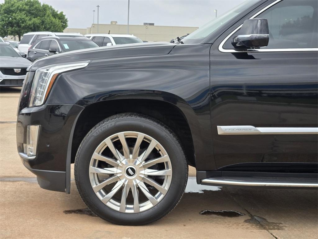 used 2020 Cadillac Escalade ESV car, priced at $31,049
