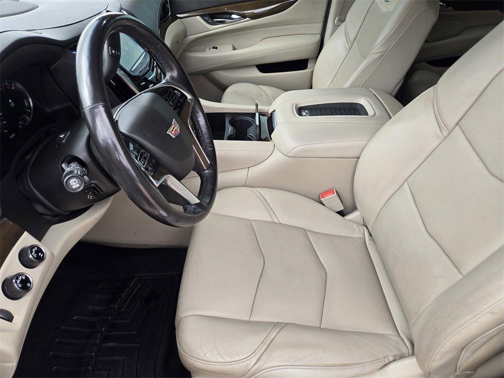 used 2020 Cadillac Escalade ESV car, priced at $29,988