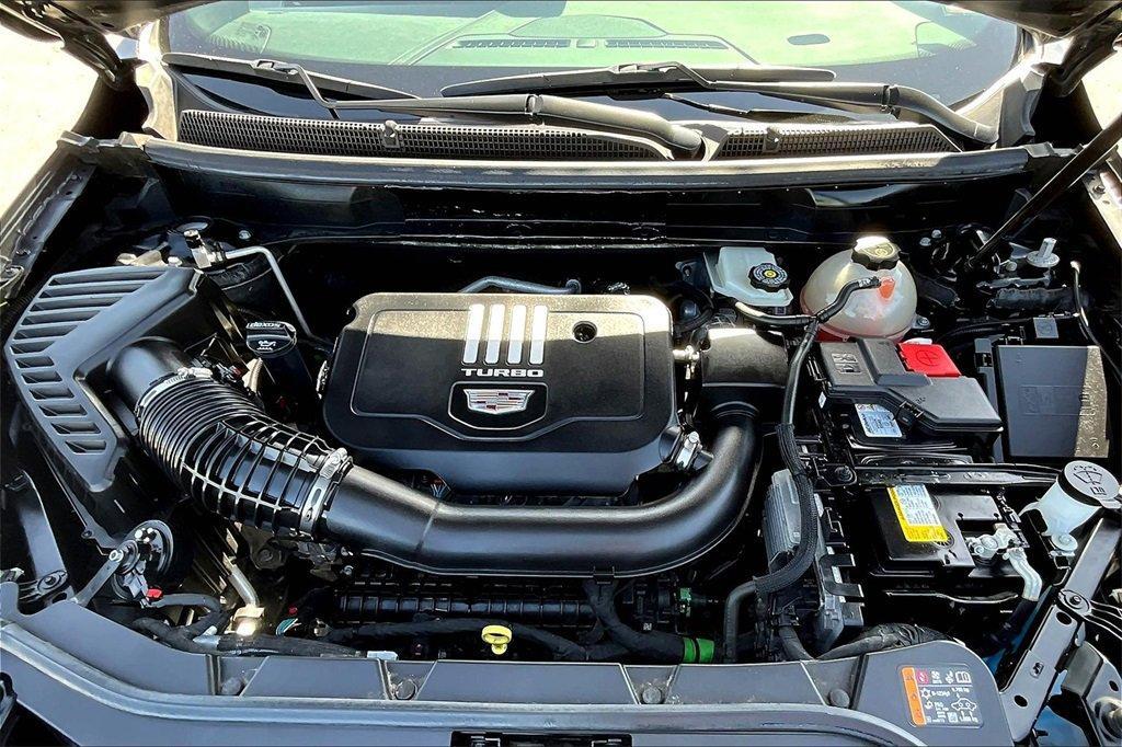 used 2022 Cadillac XT5 car, priced at $32,000
