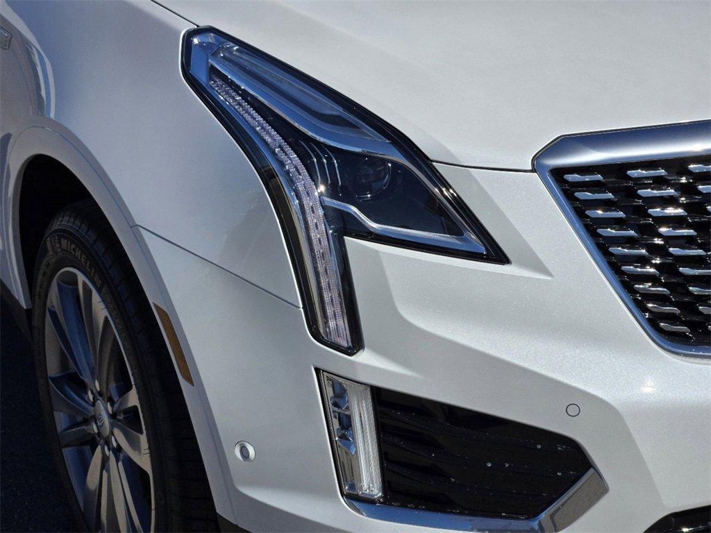 new 2025 Cadillac XT5 car, priced at $58,830